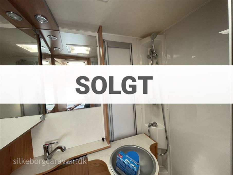 Knaus Sport 700 TI